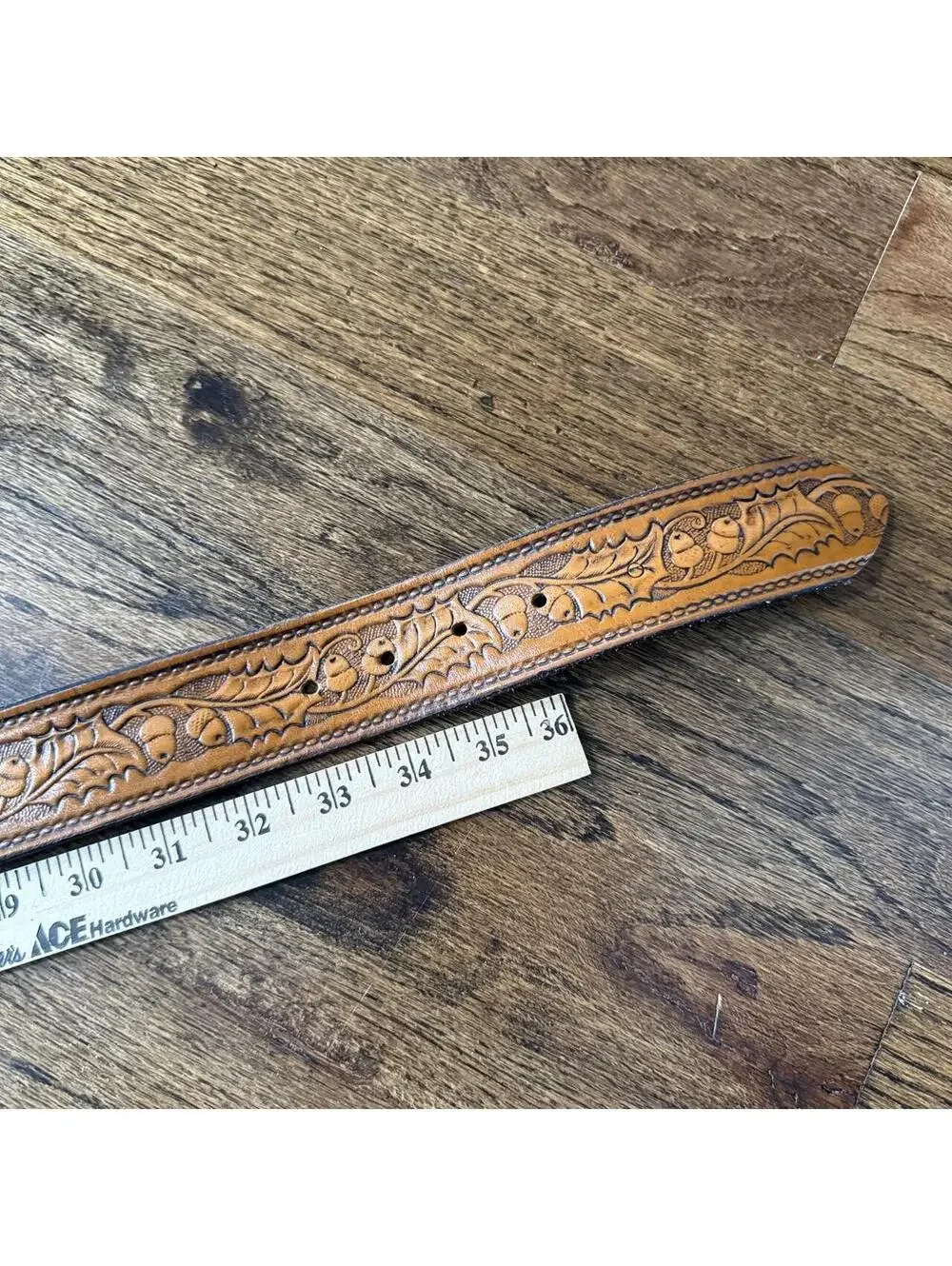 🤎 Genuine Leather Tooled Acorn Belt USA Made 33-36”